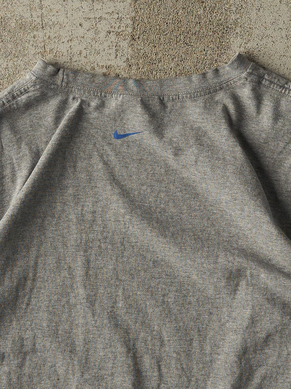 Vintage Y2K Grey Nike Logo Tee (L)