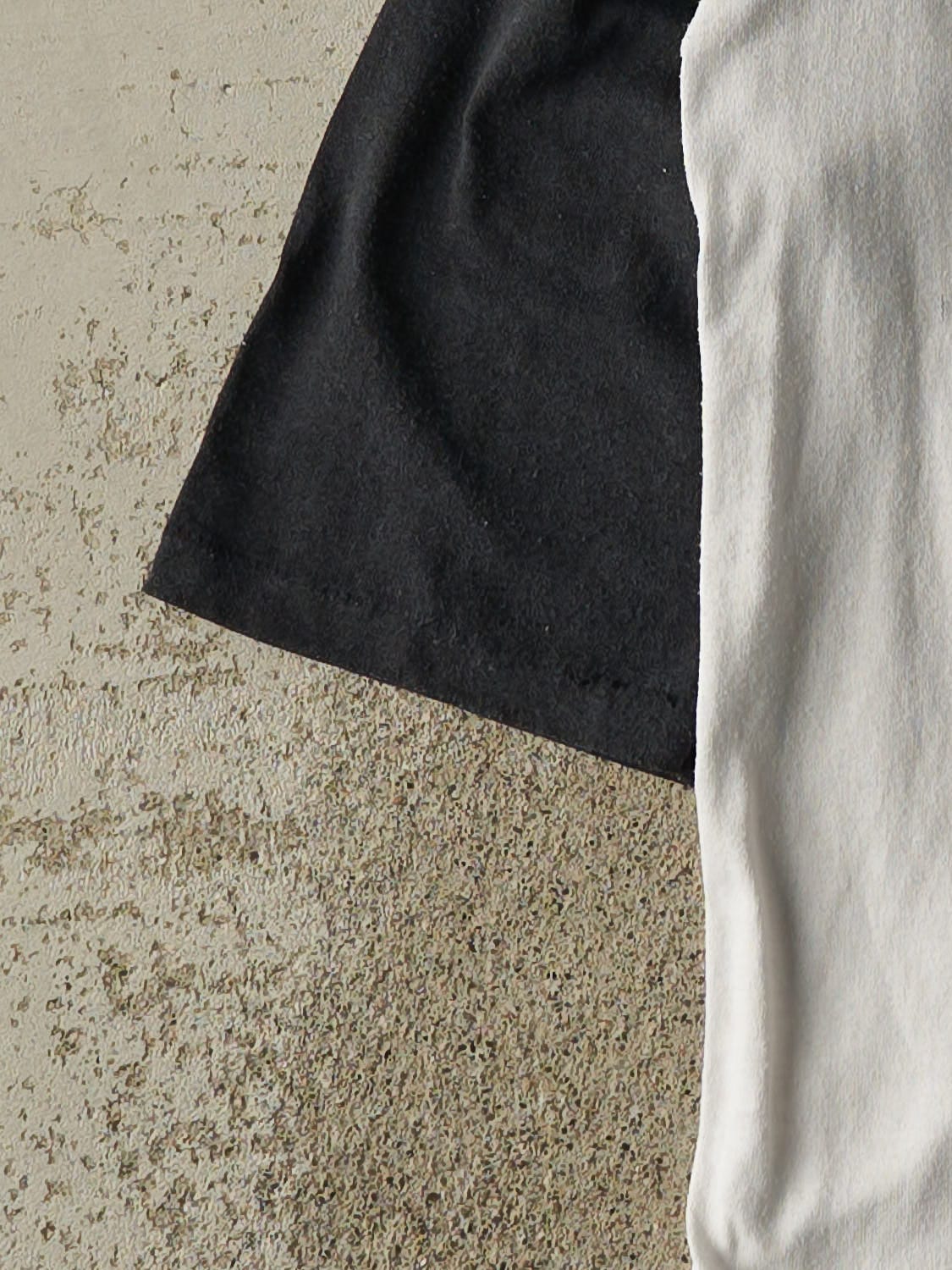 Vintage 80s White & Black Raglan Tee (XS/S)