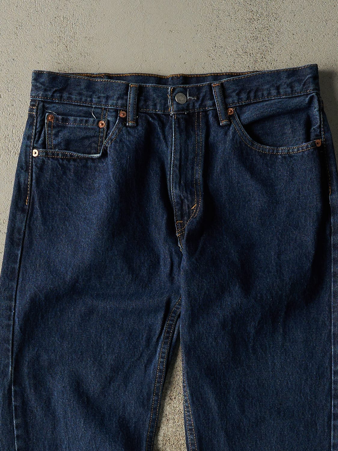 Vintage Y2K Dark Wash Levi's 505 Jeans (32x29.5)