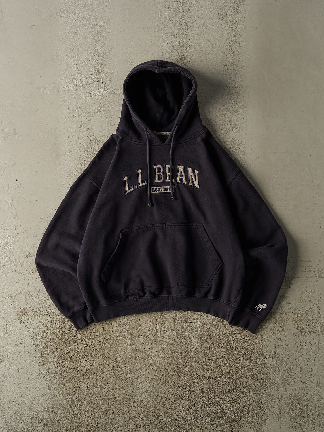 Vintage 90s Navy Blue LL Bean Embroidered Hoodie (M)