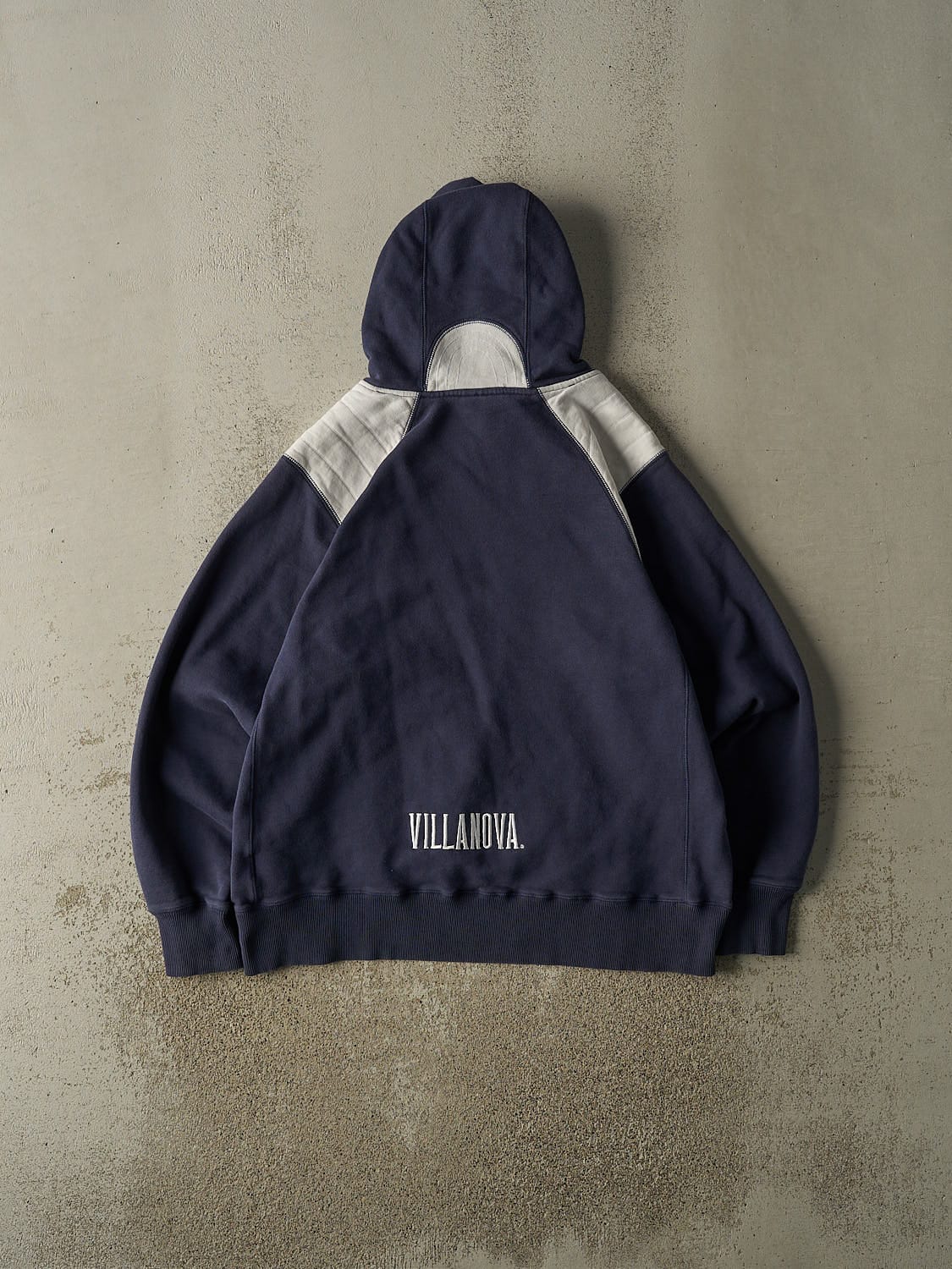 Vintage Y2K Navy Blue Nike Middle Swoosh Villanova University Hoodie (L)