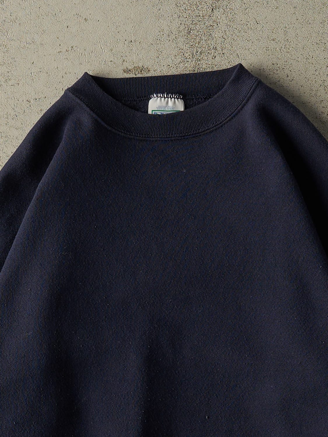 Vintage 90s Navy Blue Discus Athletic Blank Crewneck (L/XL)