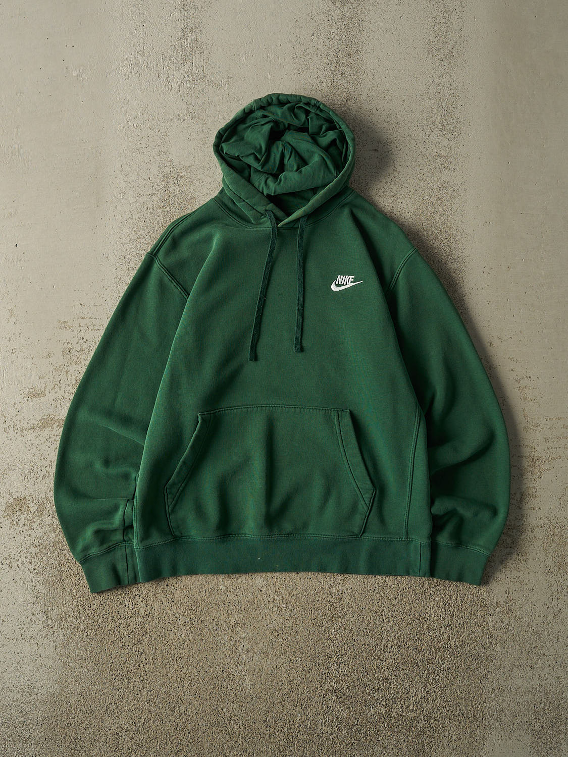 Vintage Y2K Green Nike Embroidered Hoodie (M)
