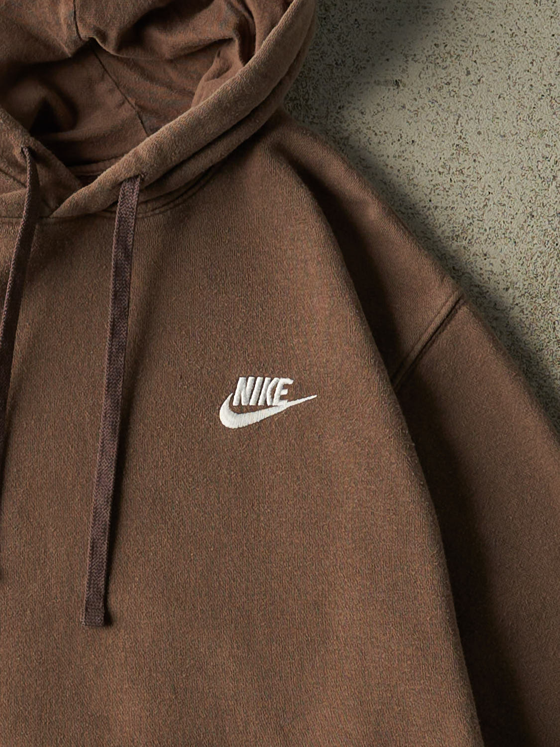Vintage Y2K Brown Nike Hoodie (L)