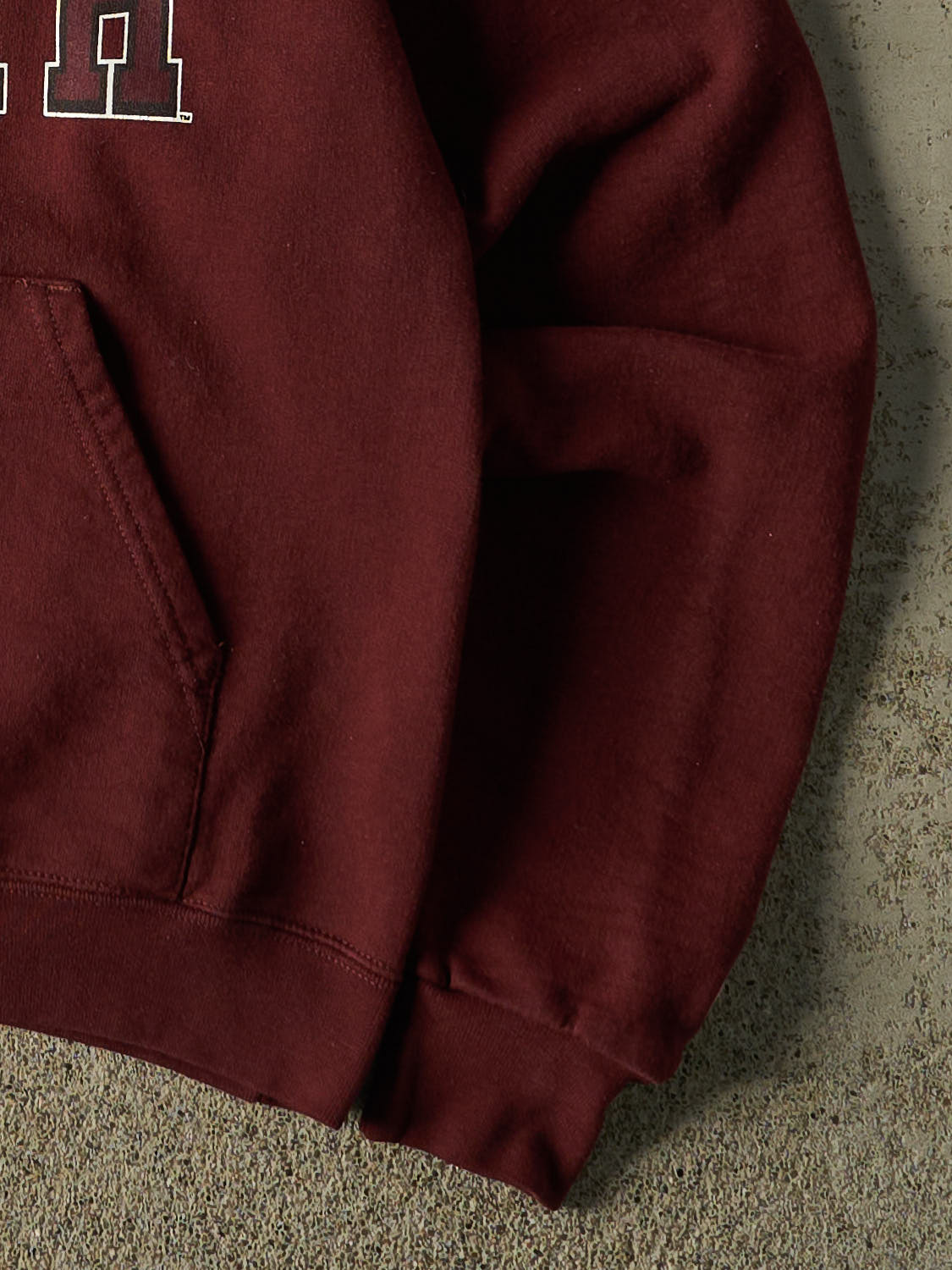 Vintage Y2K Burgundy Minnesota Duluth Champion Hoodie (XS/S)