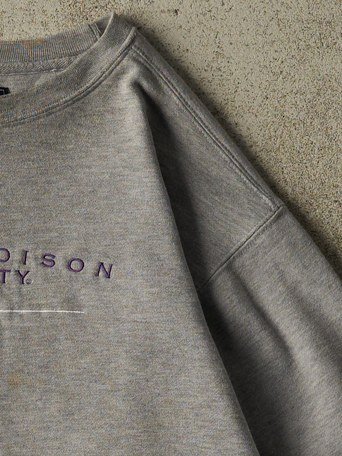 Vintage 90s Grey James Madison University Crewneck (M)