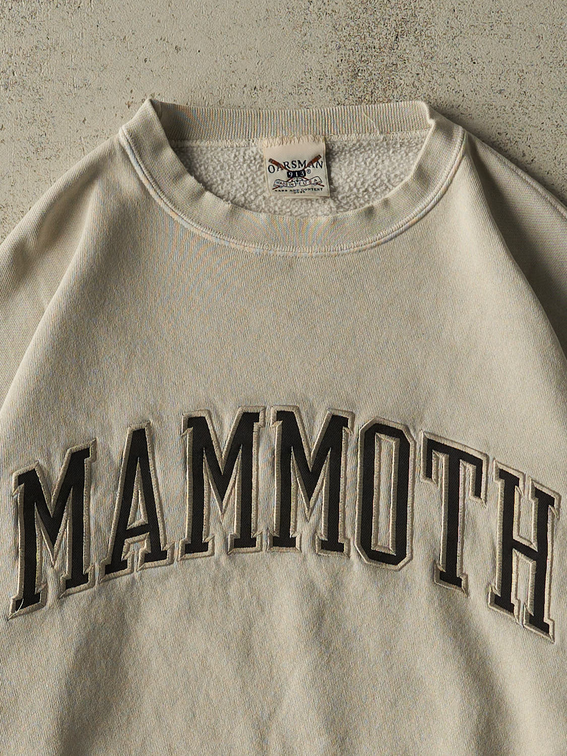 Vintage 90s Beige Mammoth Embroidered Crewneck (XL/XXL)