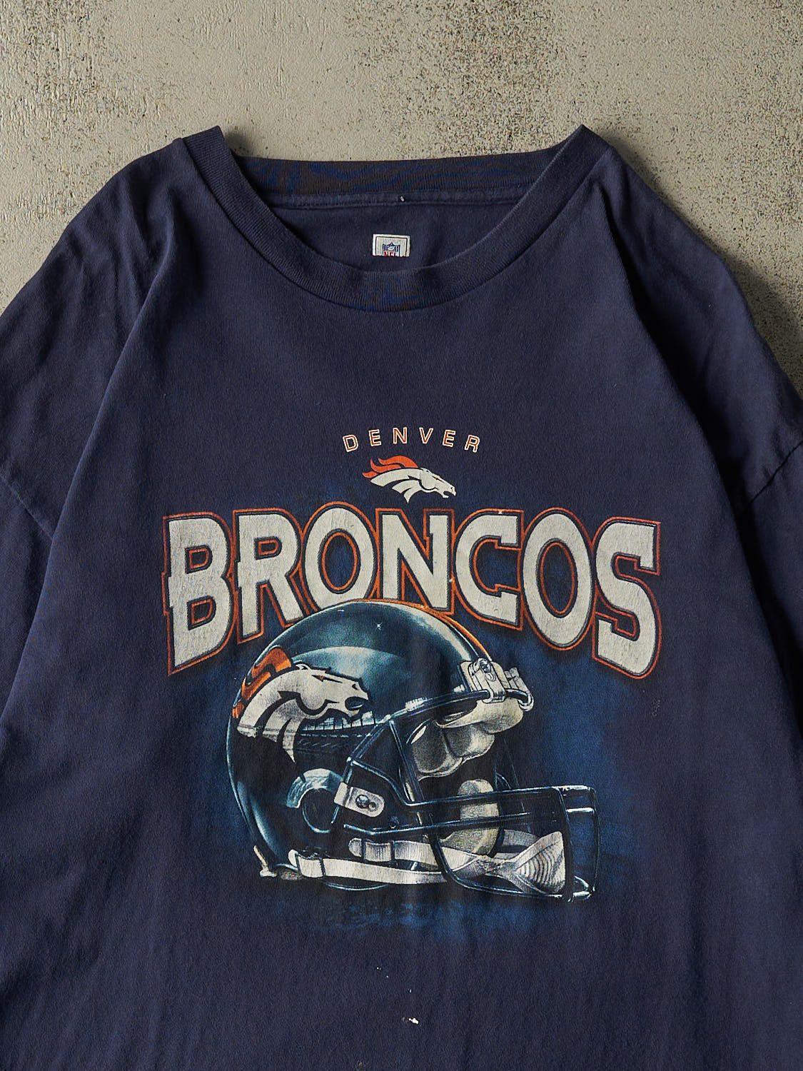 Vintage Y2K Navy Blue Denver Broncos Long Sleeve (L/XL)