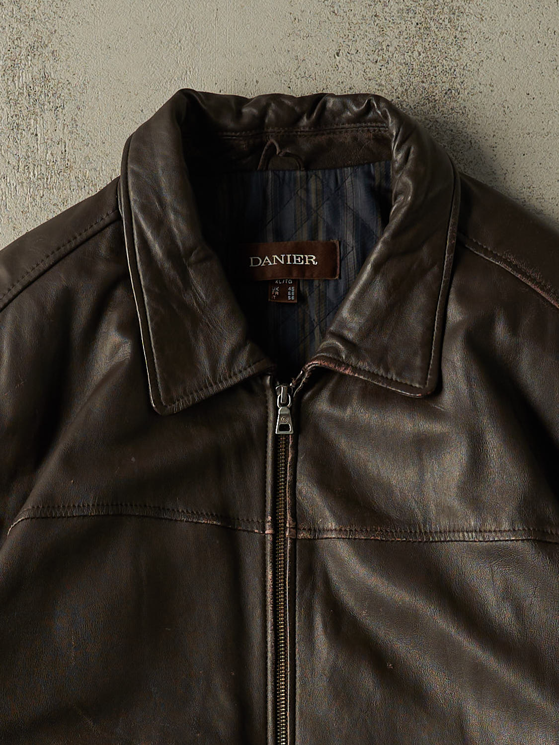 Vintage Y2K Brown Danier Leather Jacket (XL/XXL)