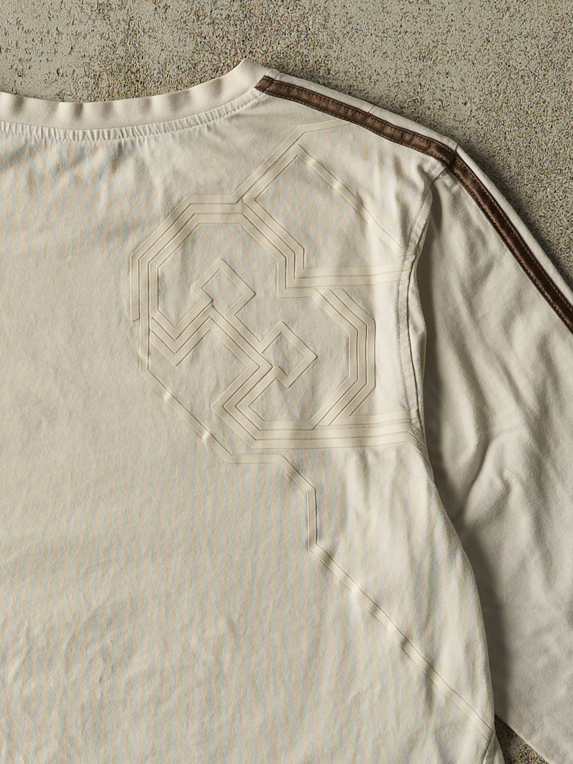 Vintage Y2K Beige Adidas Logo Long Sleeve (M/L)