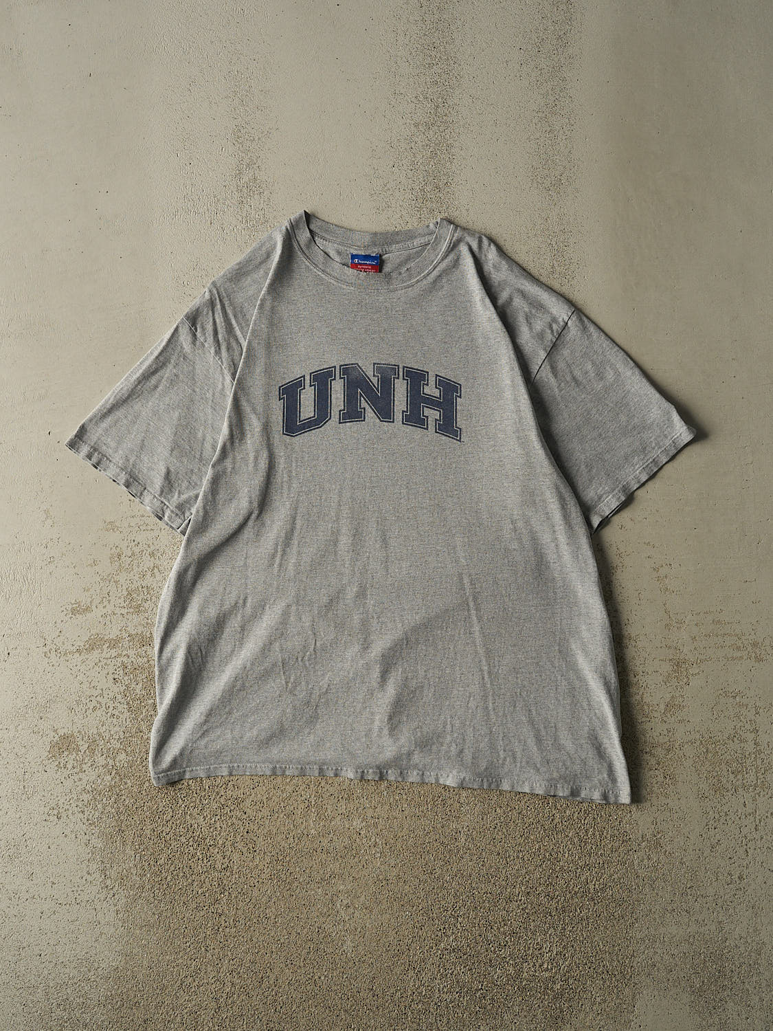 Vintage 90s Grey University of New Hampshire Tee (XXL)