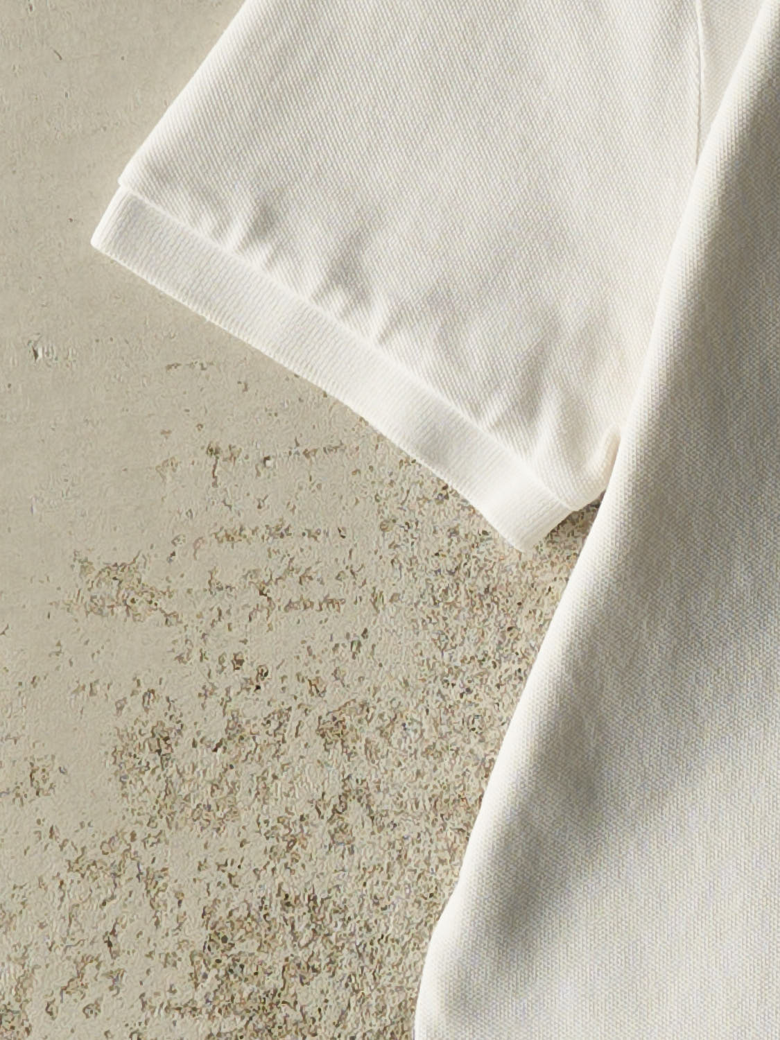Vintage Y2K White Polo Quarter Button Tee (S/M)