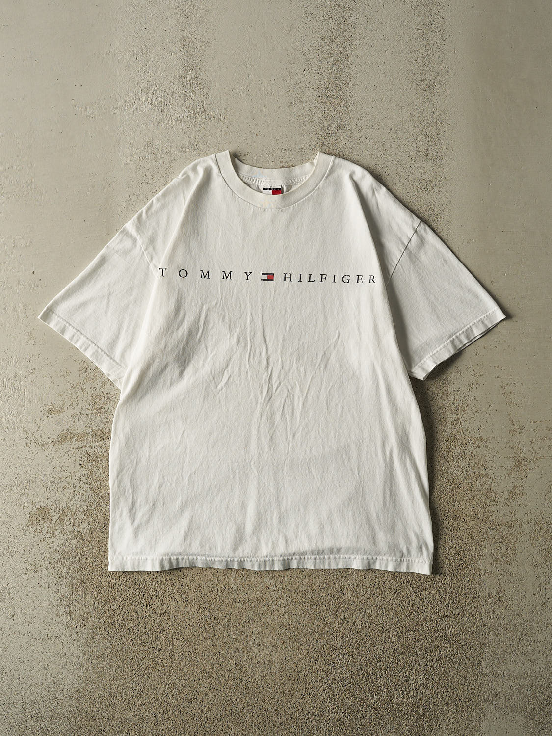 Vintage 90s White Tommy Hilfiger Logo Tee (L/XL)