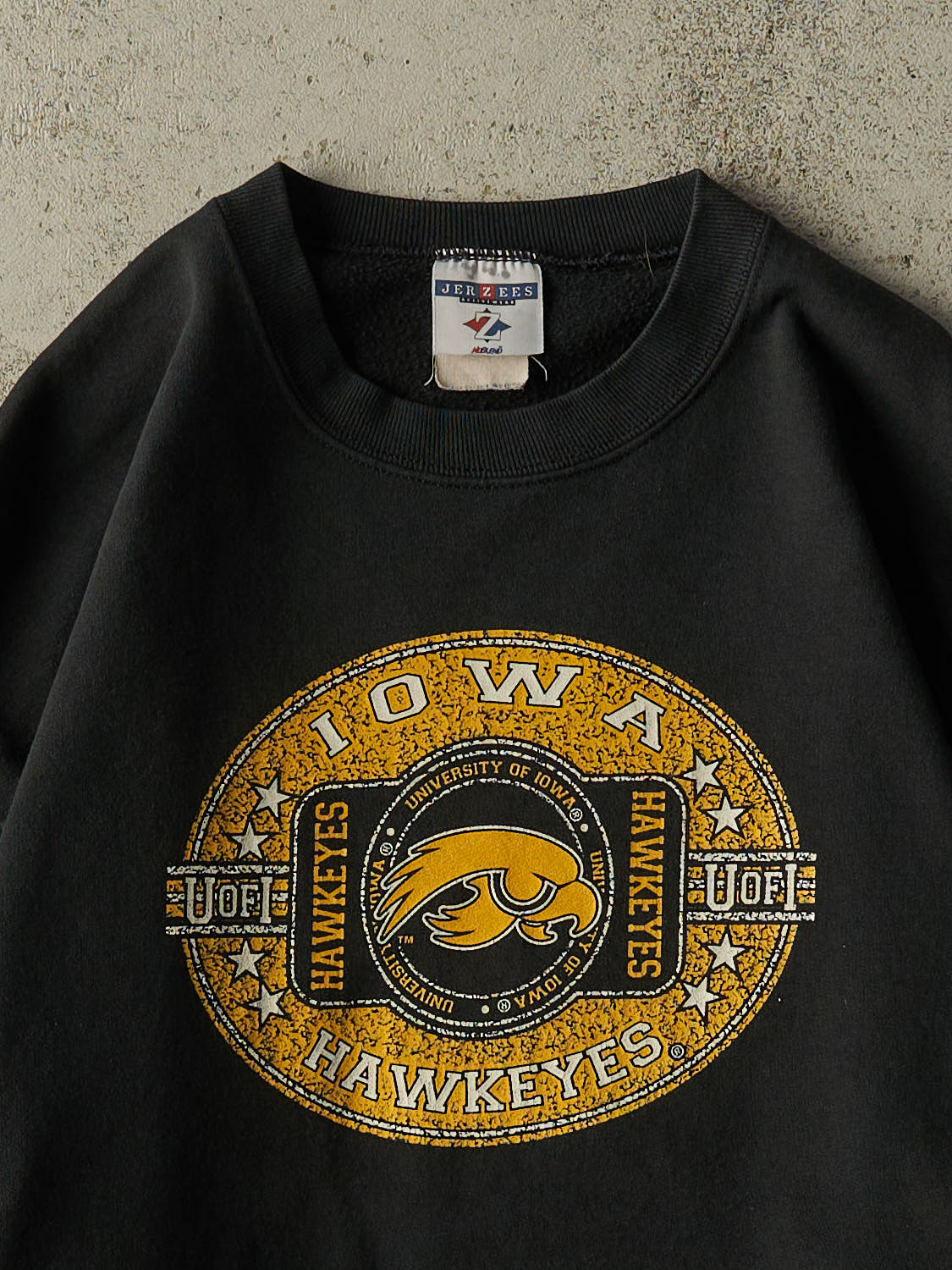 Vintage 90s Black University of Iowa Hawkeyes Crewneck (M/L)