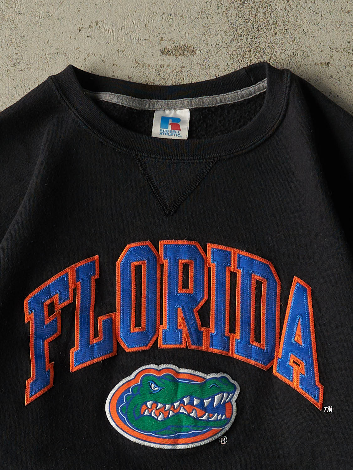 Vintage Y2K Black Russell Athletic University of Florida Crewneck (S/M)