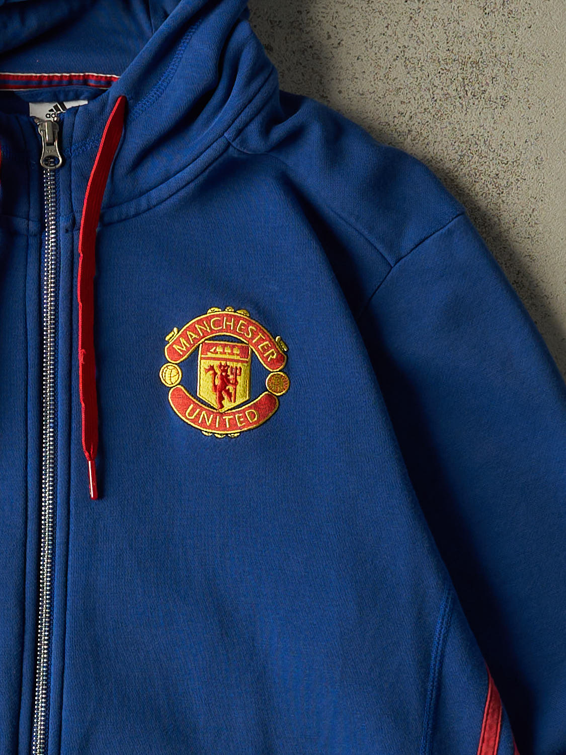 Vintage Y2K Blue Adidas x Manchester United Zip Up Hoodie (M/L)