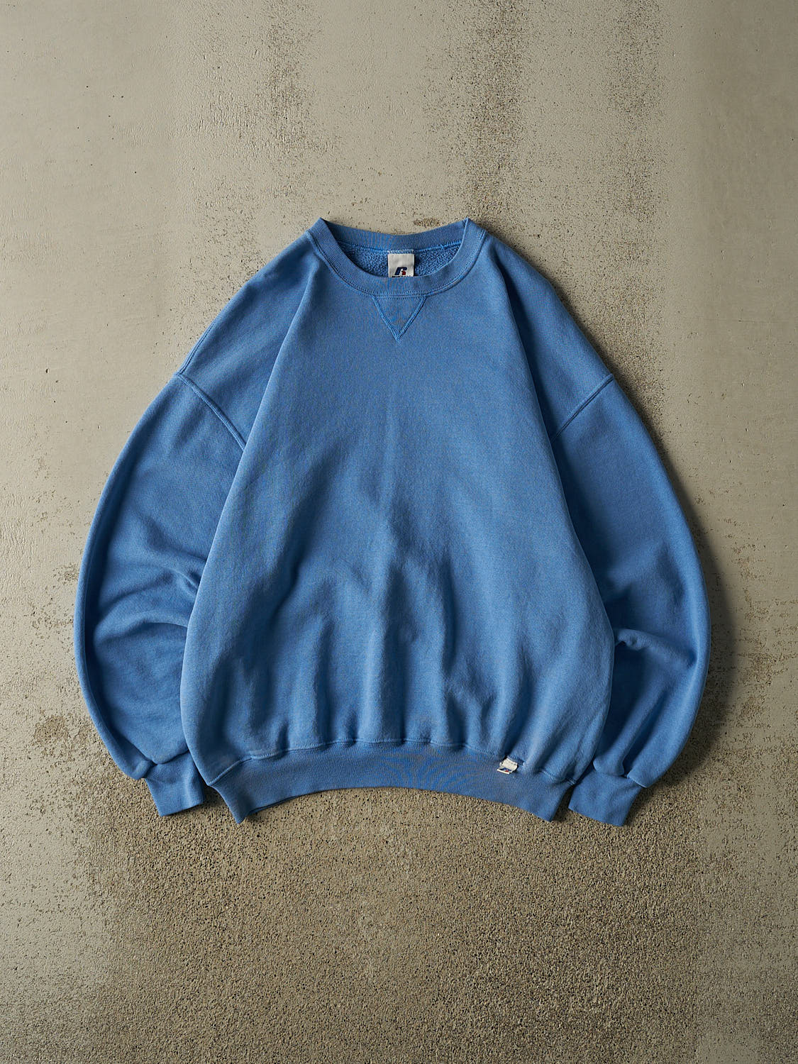 Vintage Y2K Blue Russell Athletic Blank Crewneck (L/XL)
