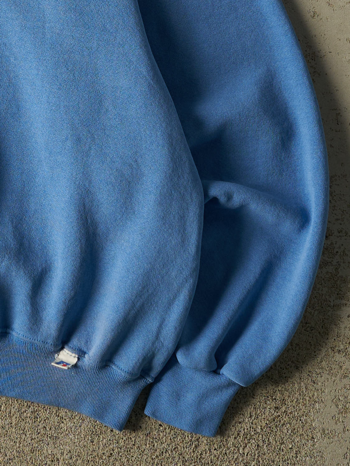 Vintage Y2K Blue Russell Athletic Blank Crewneck (L/XL)