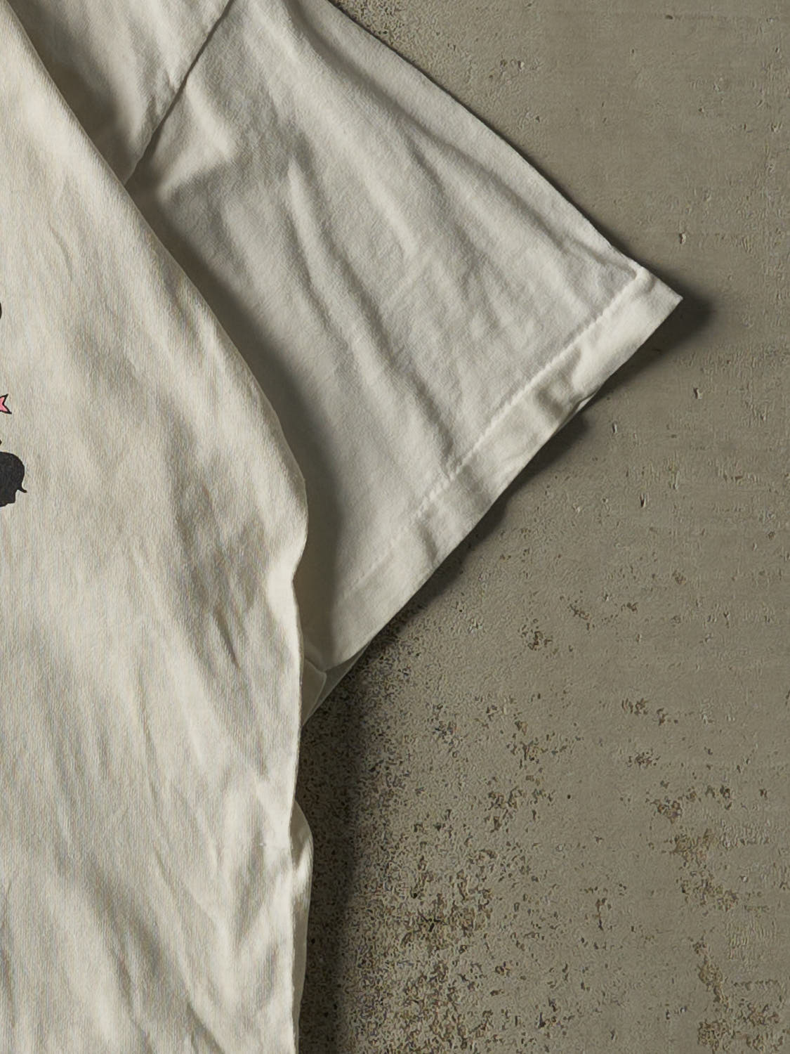 Vintage 90' White Earth Day Tee (L/XL)