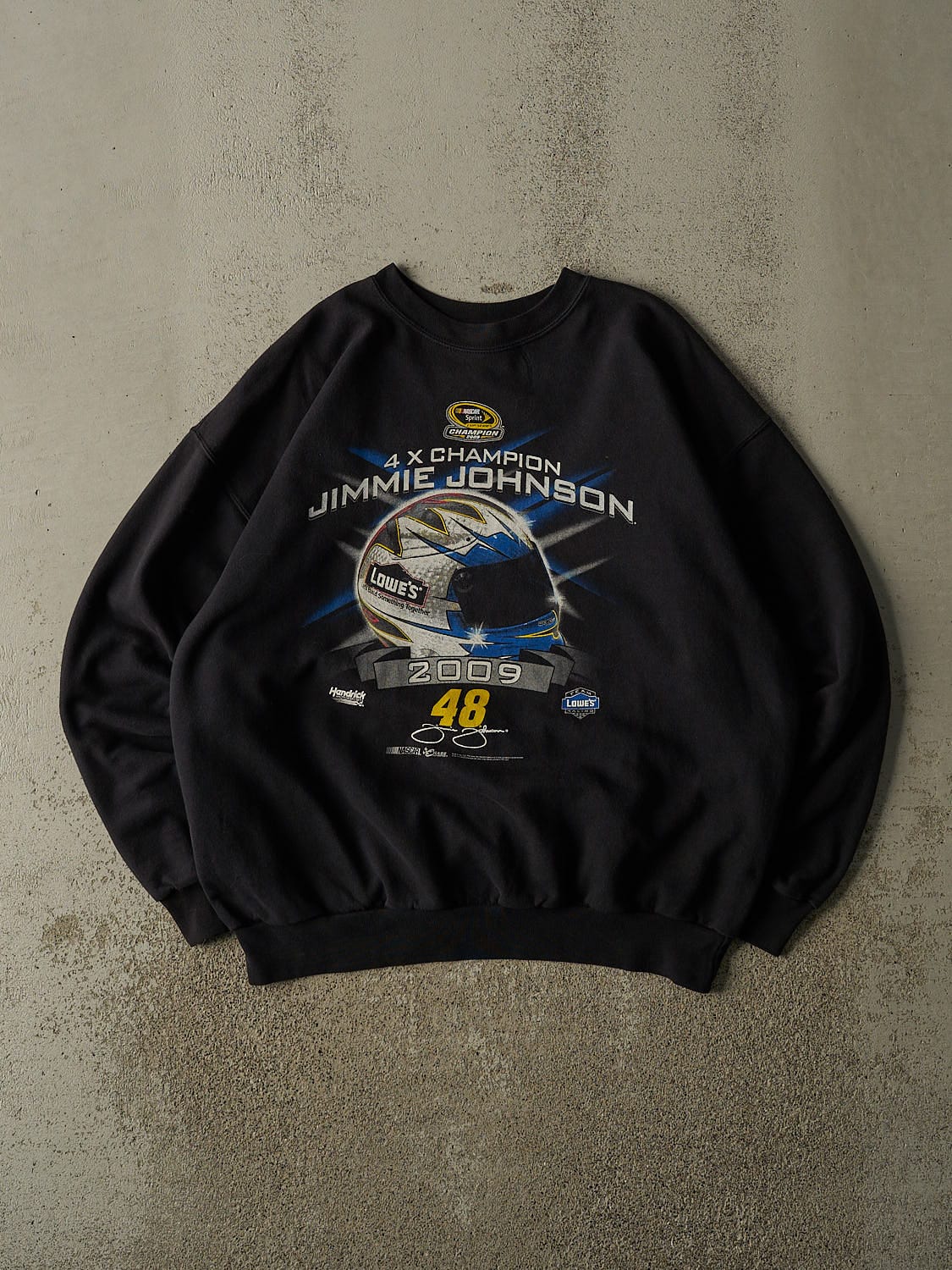 Vintage 10' Black Jimmie Johnson Nascar Crewneck (XL)