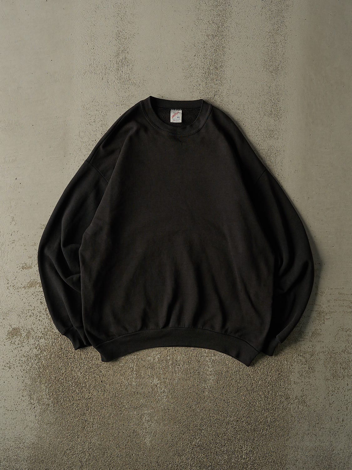 Vintage 90s Faded Black Blank Crewneck (L)