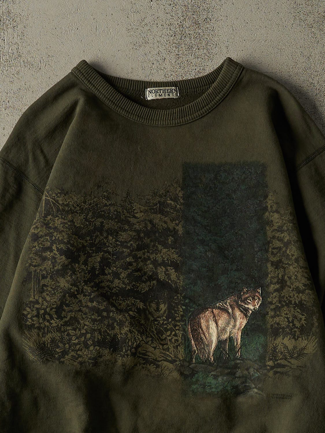 Vintage 90s Green Northern Elements Wolf Crewneck (M)