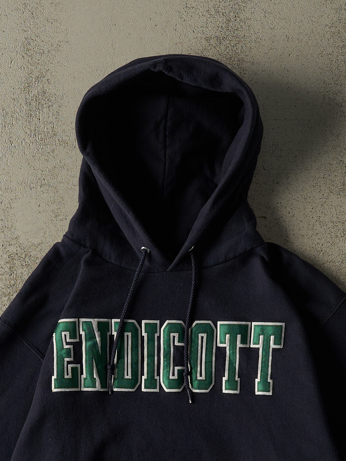 Vintage 90s Navy Blue Endicott Embroidered Hoodie (M)
