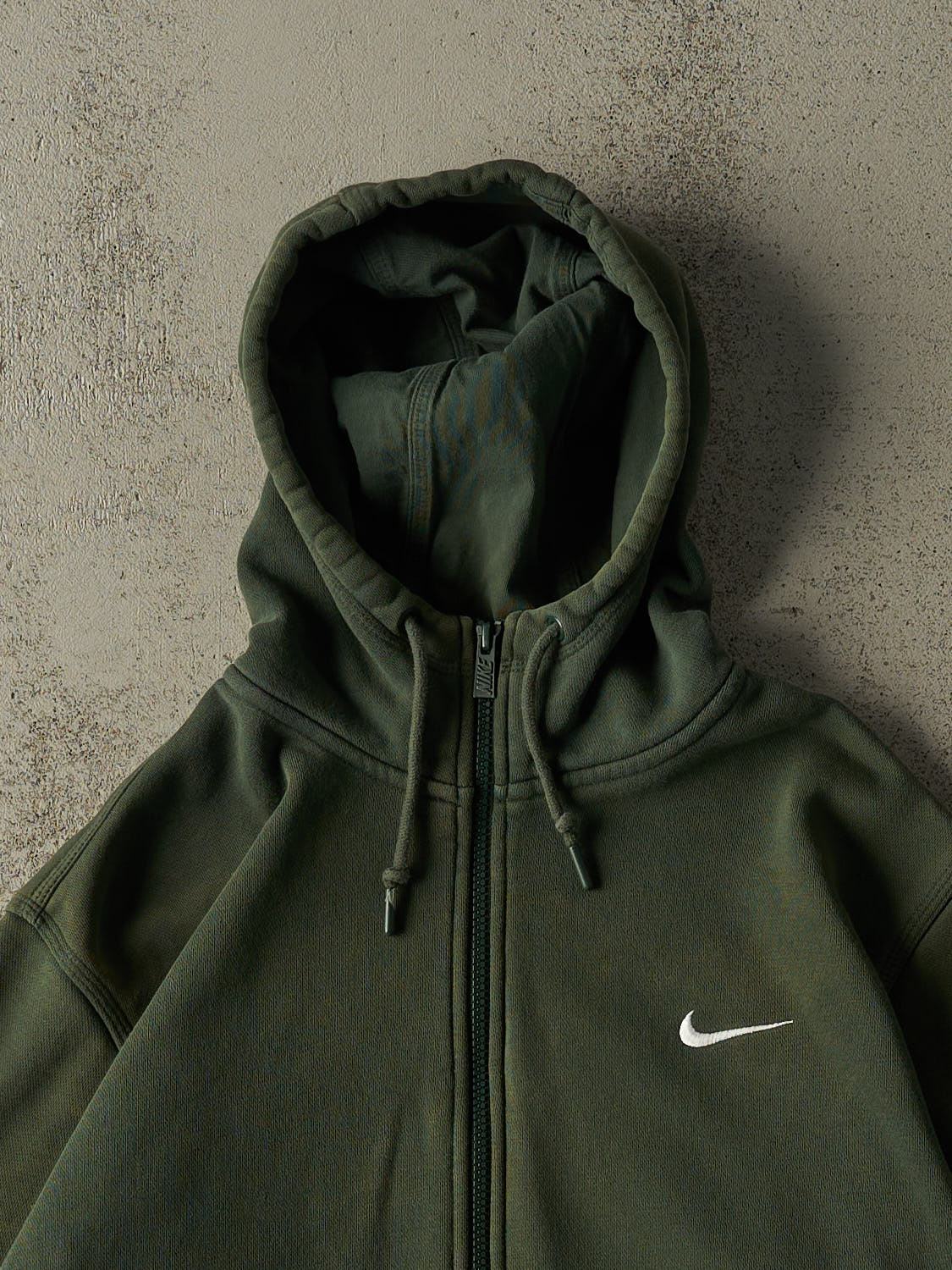 Vintage Y2K Sun Faded Green Nike Embroidered Zip Up Hoodie (XL)