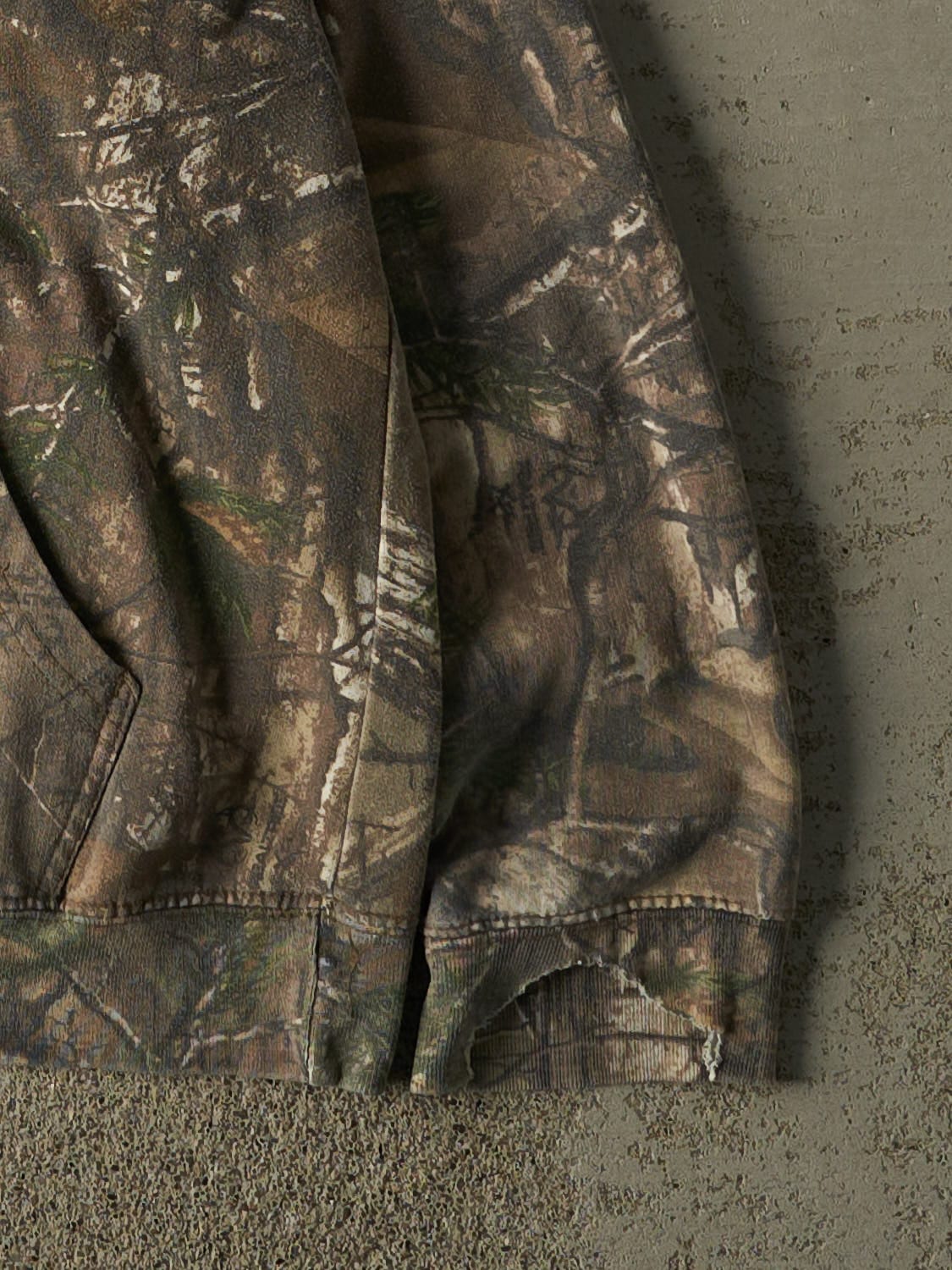 Vintage Y2K Camo Realtree Hoodie (S/M)