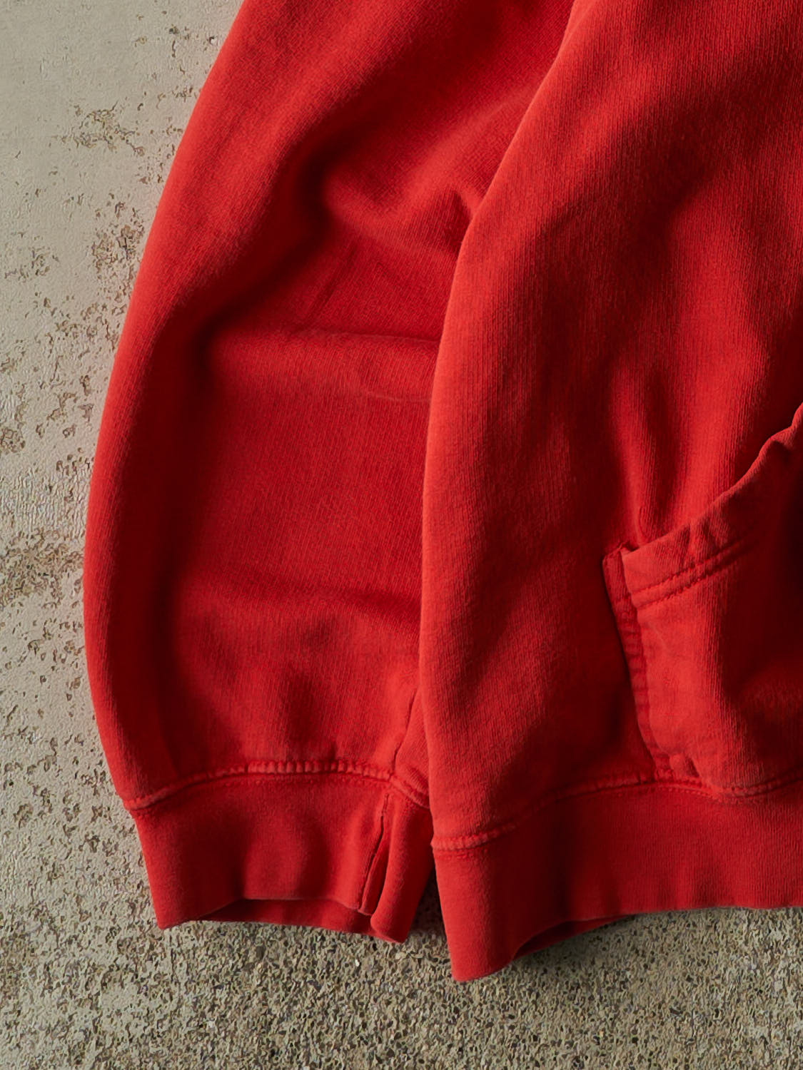 Vintage Y2K Red University of Wisconsin Hoodie (L/XL)