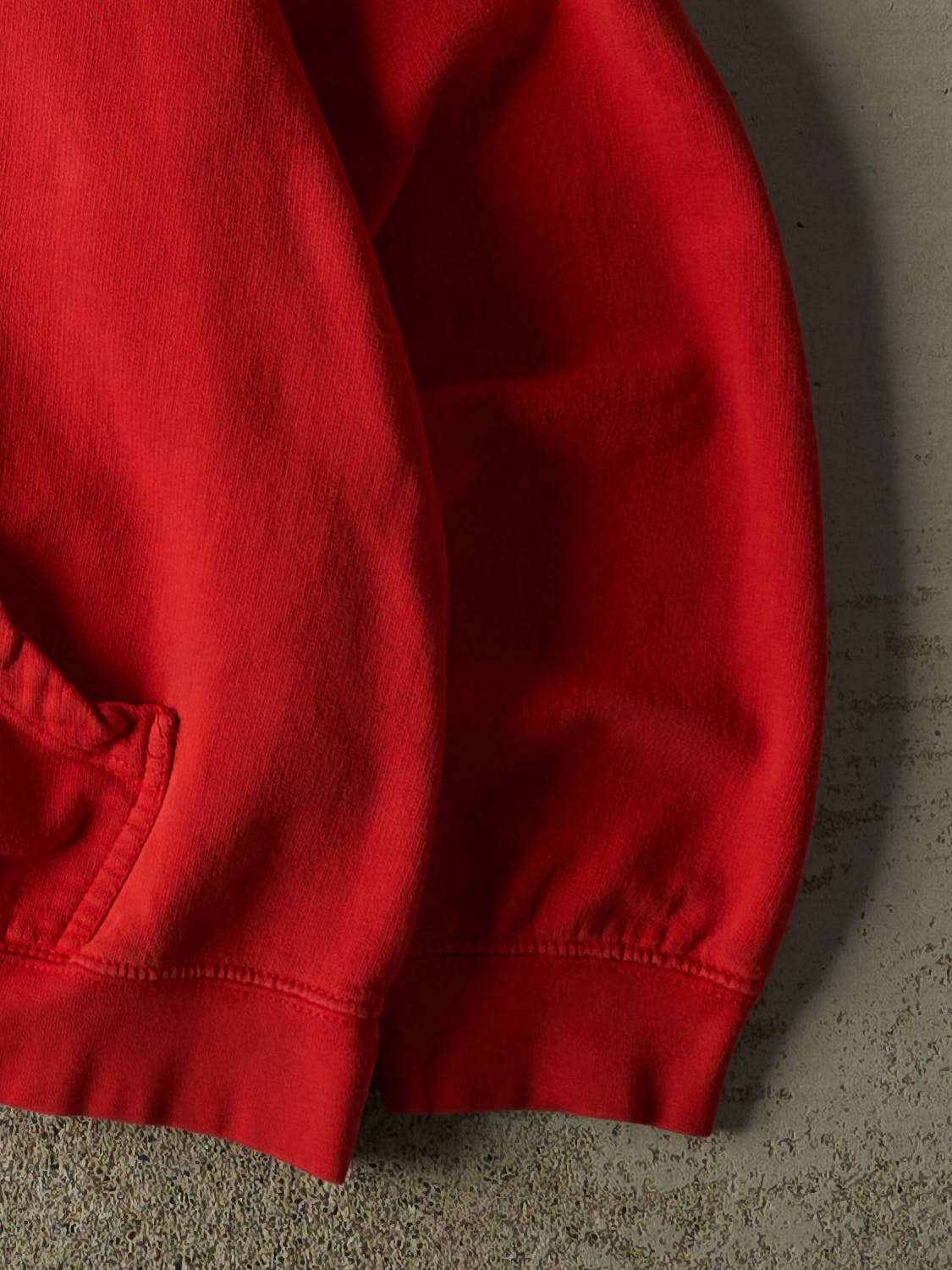 Vintage Y2K Red University of Wisconsin Hoodie (L/XL)