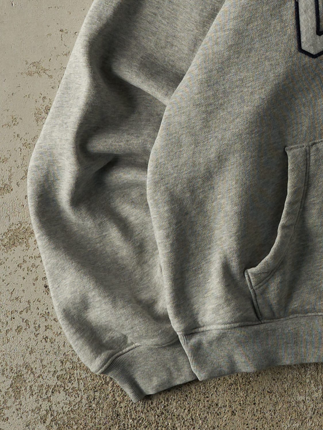 Vintage Y2K Heather Grey Gap Embroidered Hoodie (XS)