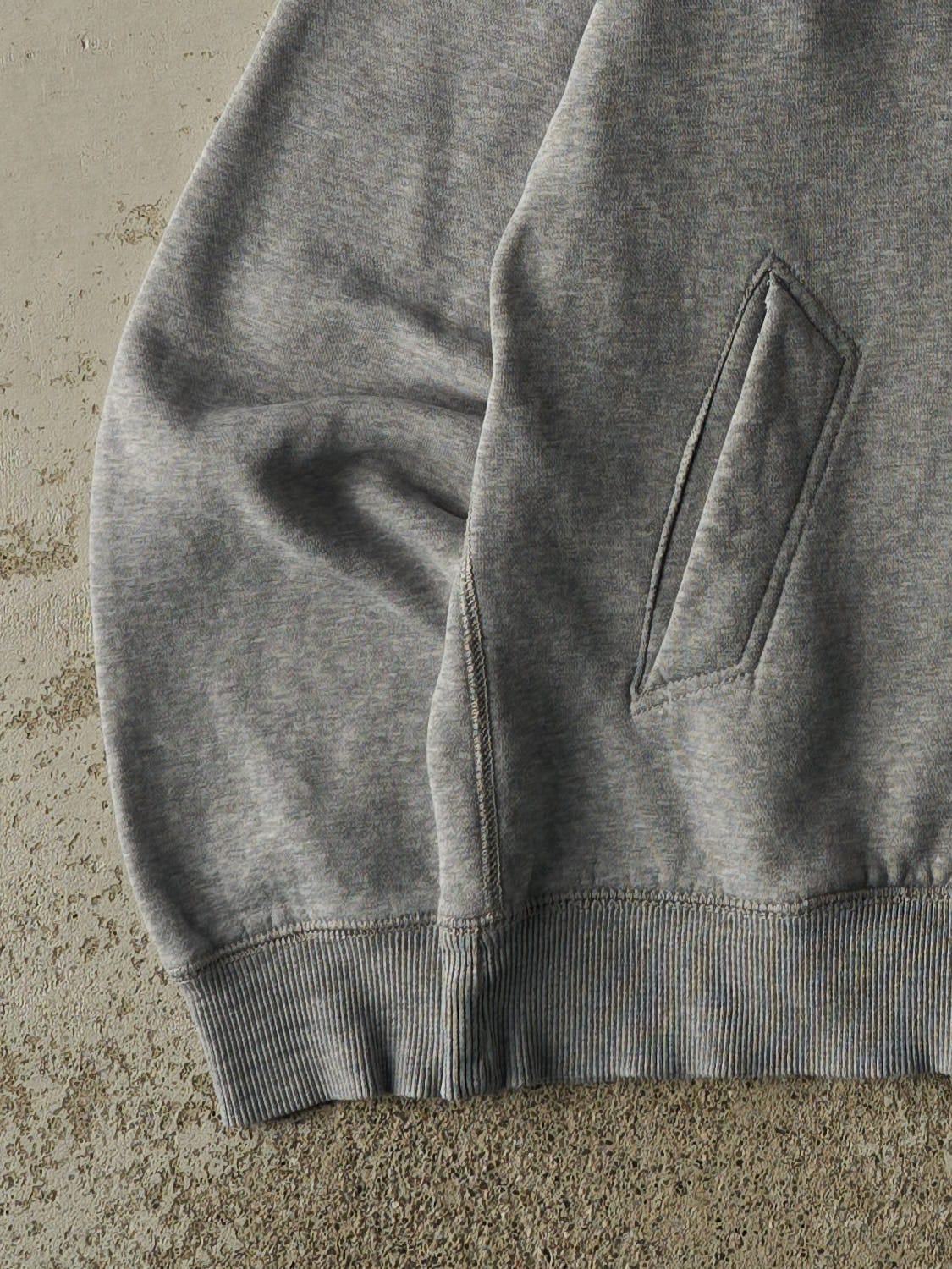 Vintage Y2K Grey Nike Swoosh Zip Up Sweater (S/M)
