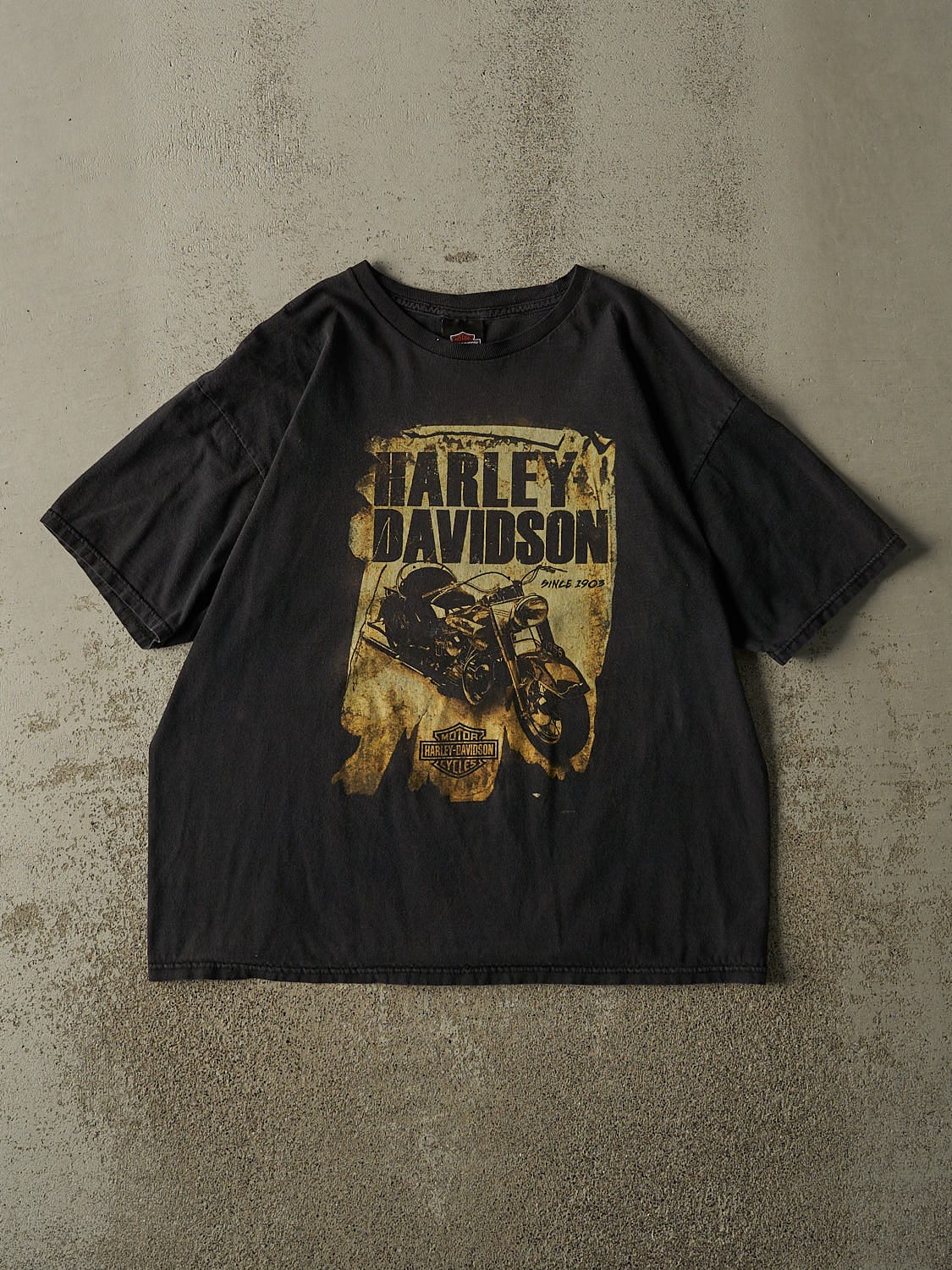 Vintage 12' Faded Black Harley Davidson Branford CT Tee (L/XL)