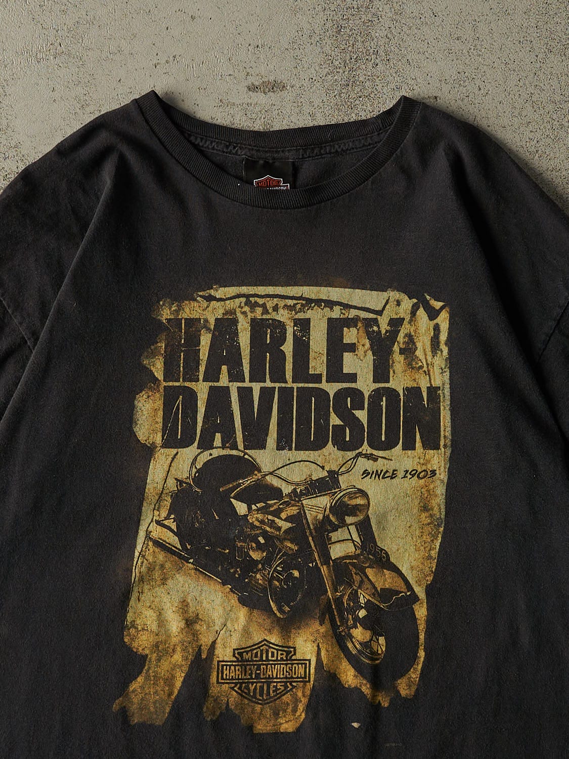 Vintage 12' Faded Black Harley Davidson Branford CT Tee (L/XL)