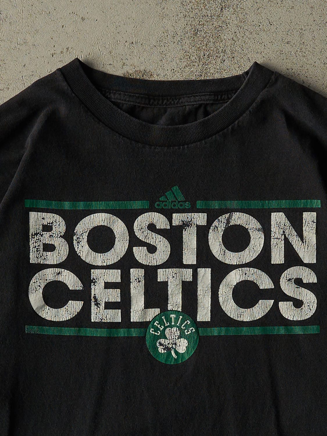 Vintage Y2K Black Boston Celtics Long Sleeve (L/XL)