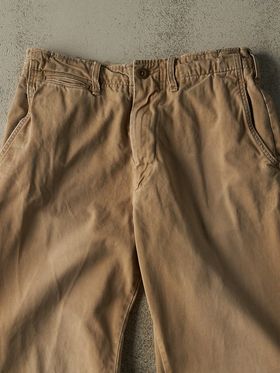 Vintage Y2K Camel Abercrombie & Fitch Chino Pants (31x28)