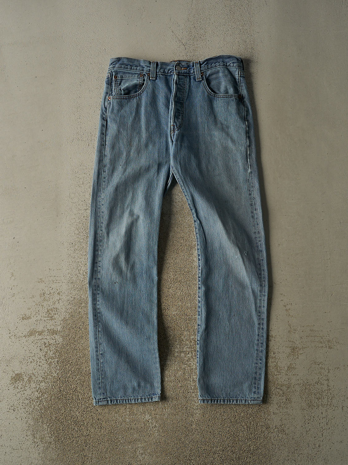 Vintage Y2K Mid Wash Levi's 501 Jeans (32x32)