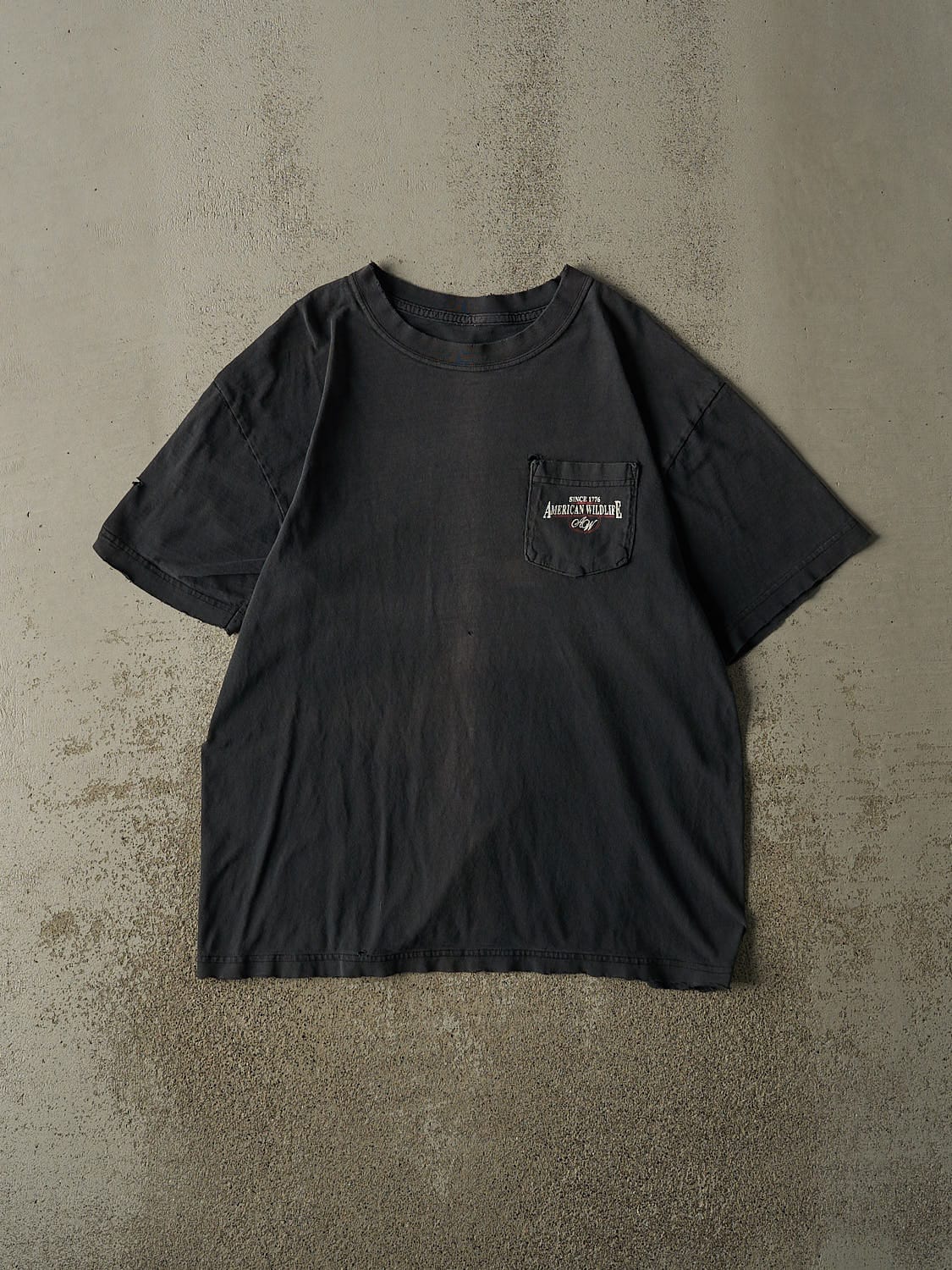 Vintage 90s Faded Black American Wildlife Pocket Tee (L/XL)