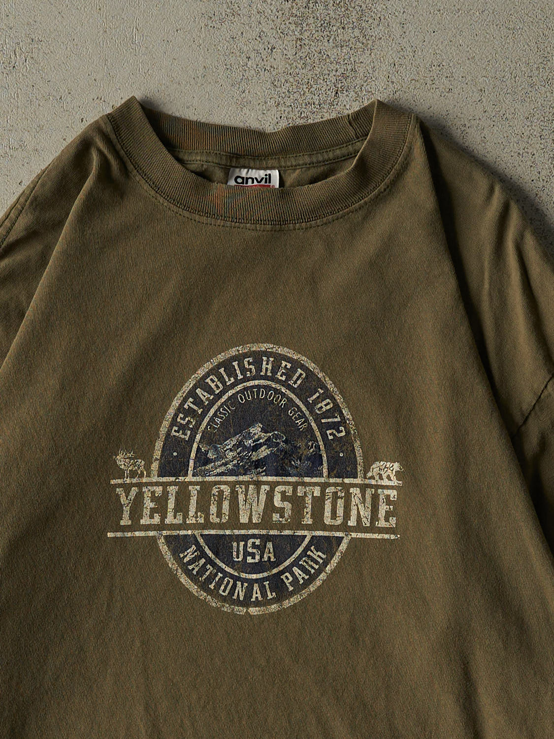 Vintage Y2K Green Yellowstone National Park Long Sleeve (M/L)