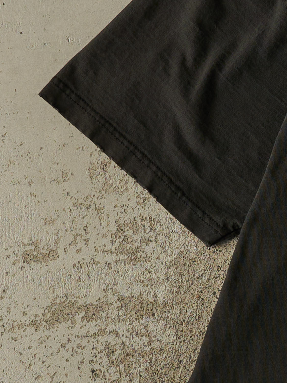 Vintage 90s Sun Faded Black Russell Athletic Blank Cropped Tee (S/M)