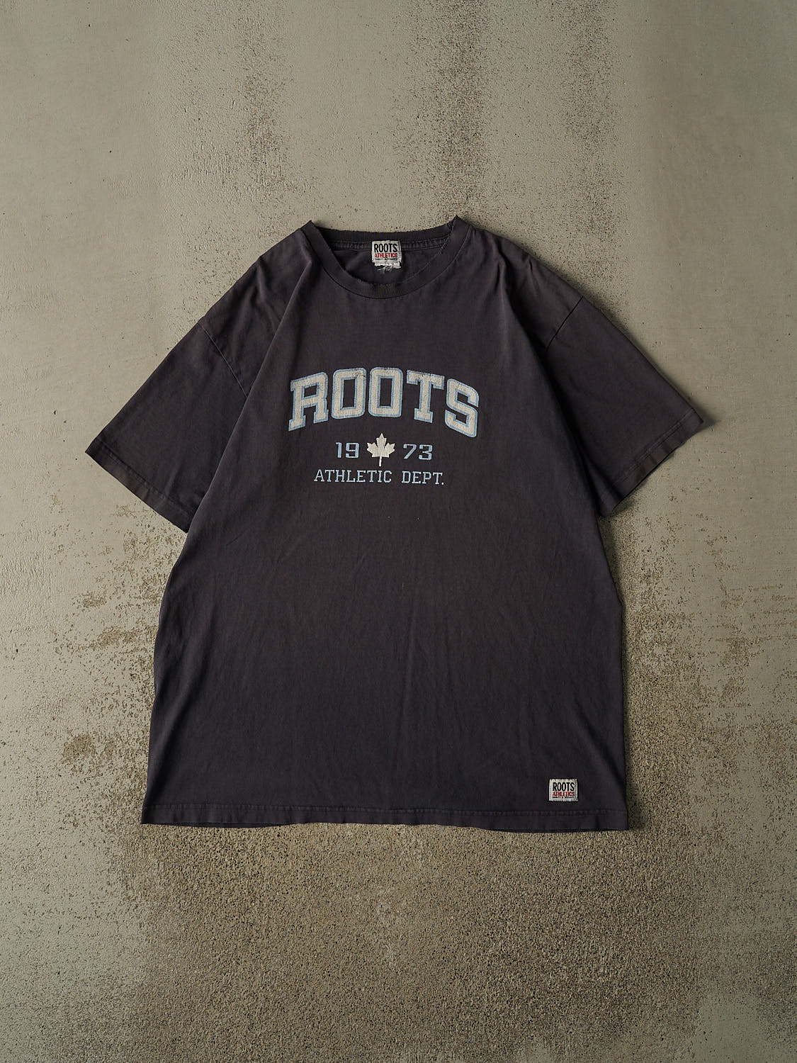 Vintage Y2K Sun Faded Navy Roots Athletics Tee (XL/XXL)