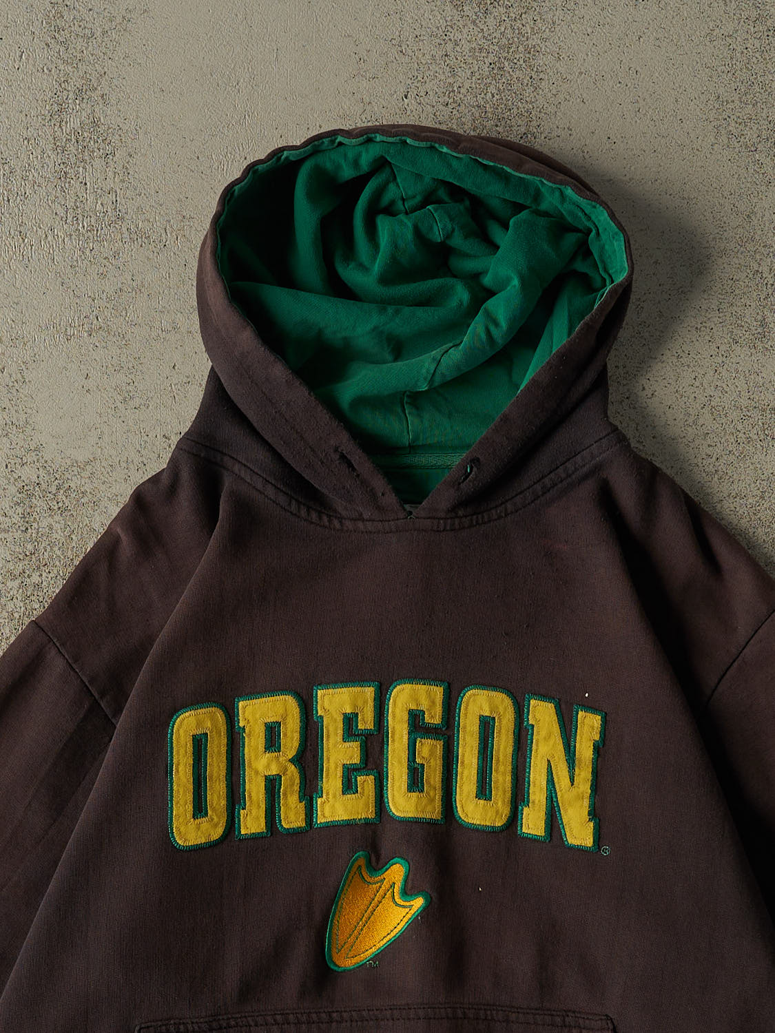 Vintage 90s Sun Faded Black University of Oregon Ducks Hoodie (L)