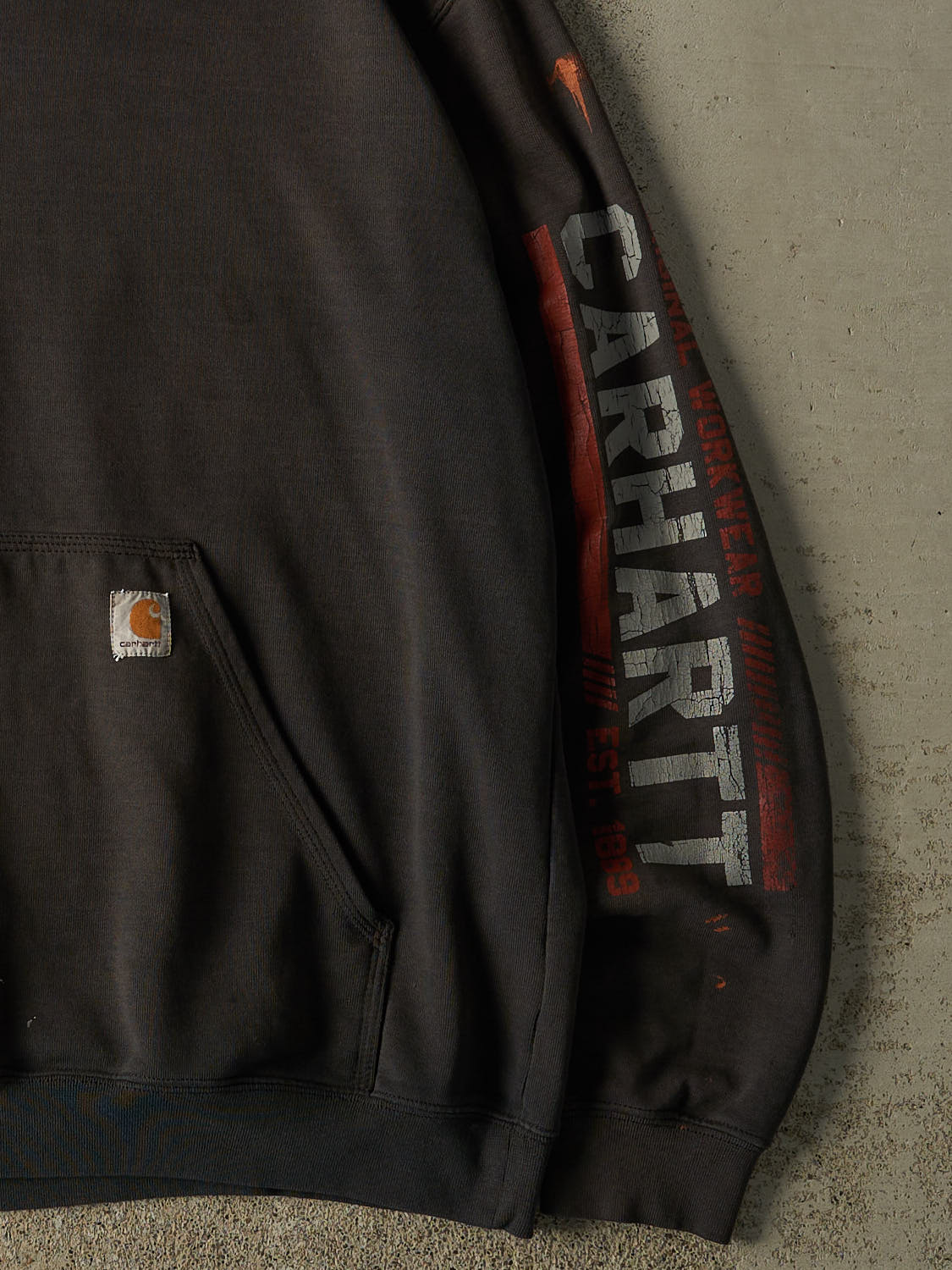 Vintage Y2K Sun Faded Black Carhartt Hoodie (XL)