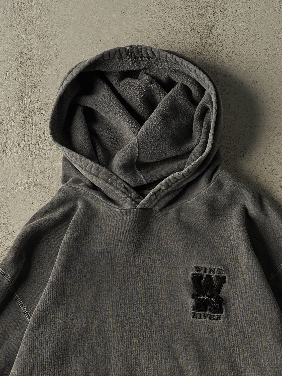Vintage 90s Washed Grey Wind River Embroidered Hoodie (XL/XXL)