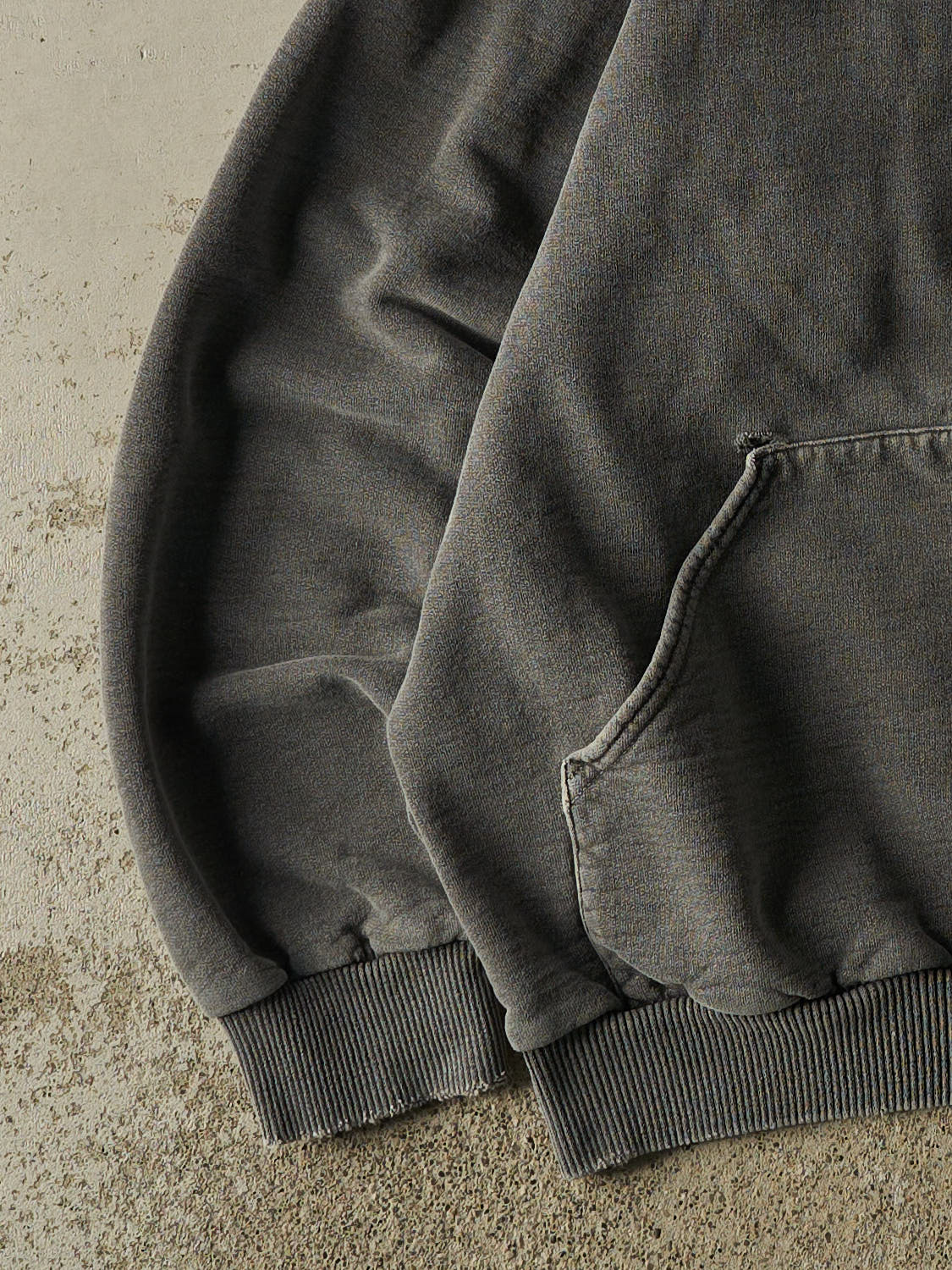 Vintage 90s Washed Grey Wind River Embroidered Hoodie (XL/XXL)