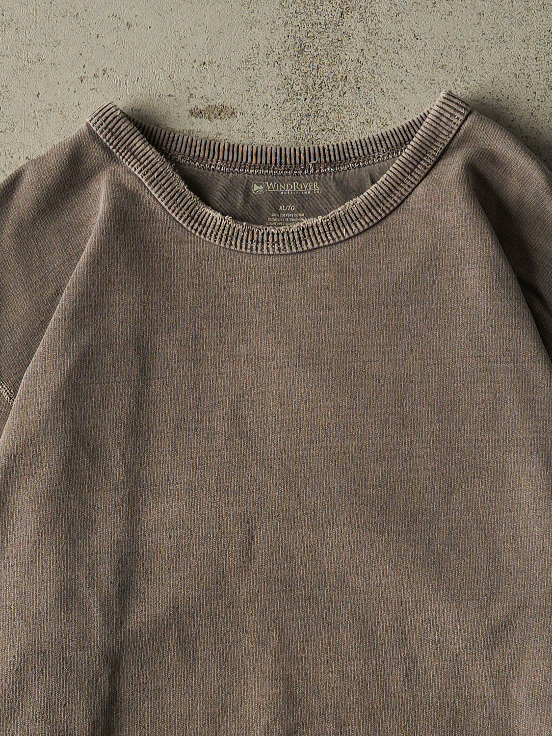Vintage Y2K Sun Faded Brown Wind River Blank Crewneck (XL)