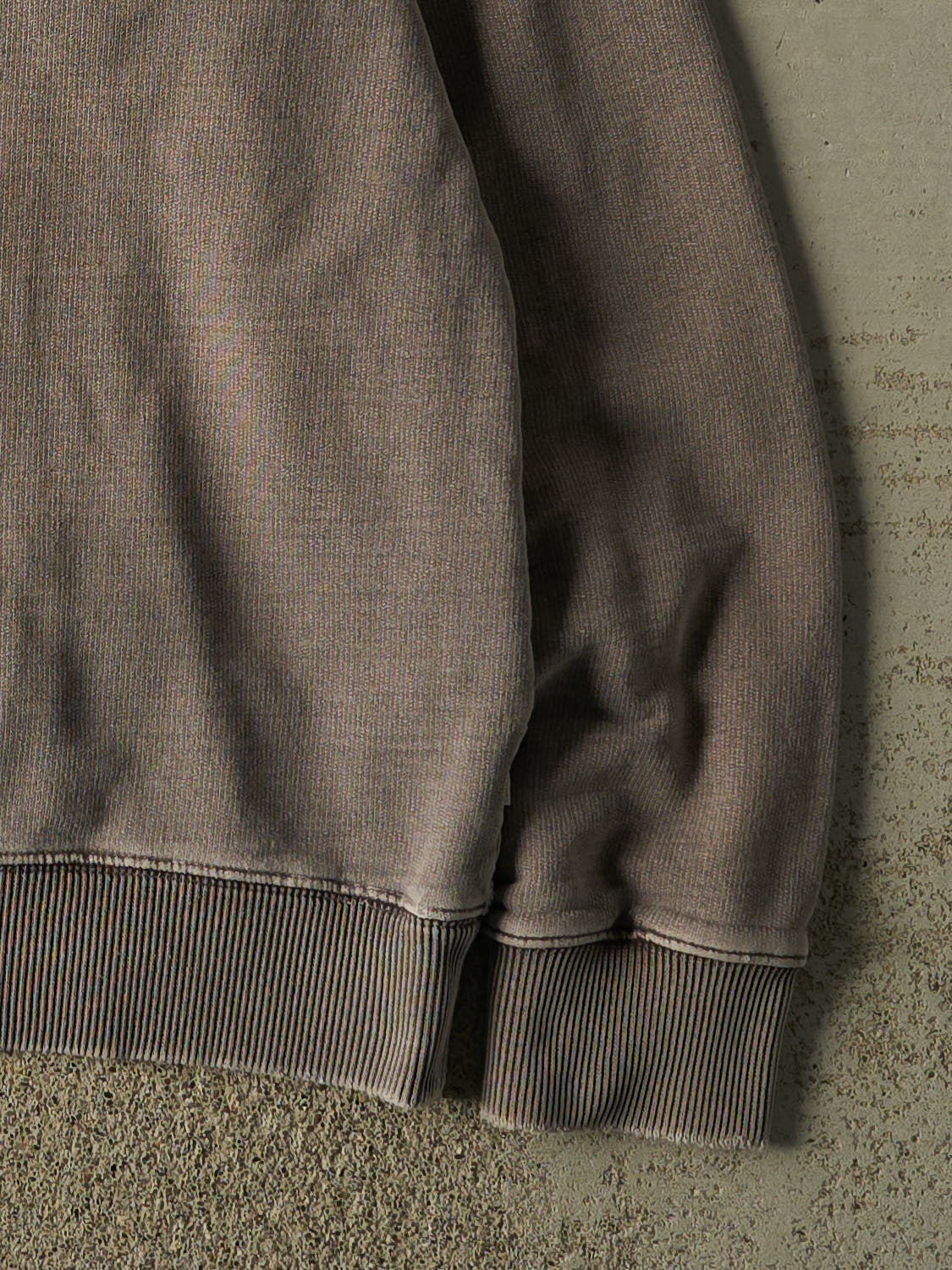 Vintage Y2K Sun Faded Brown Wind River Blank Crewneck (XL)