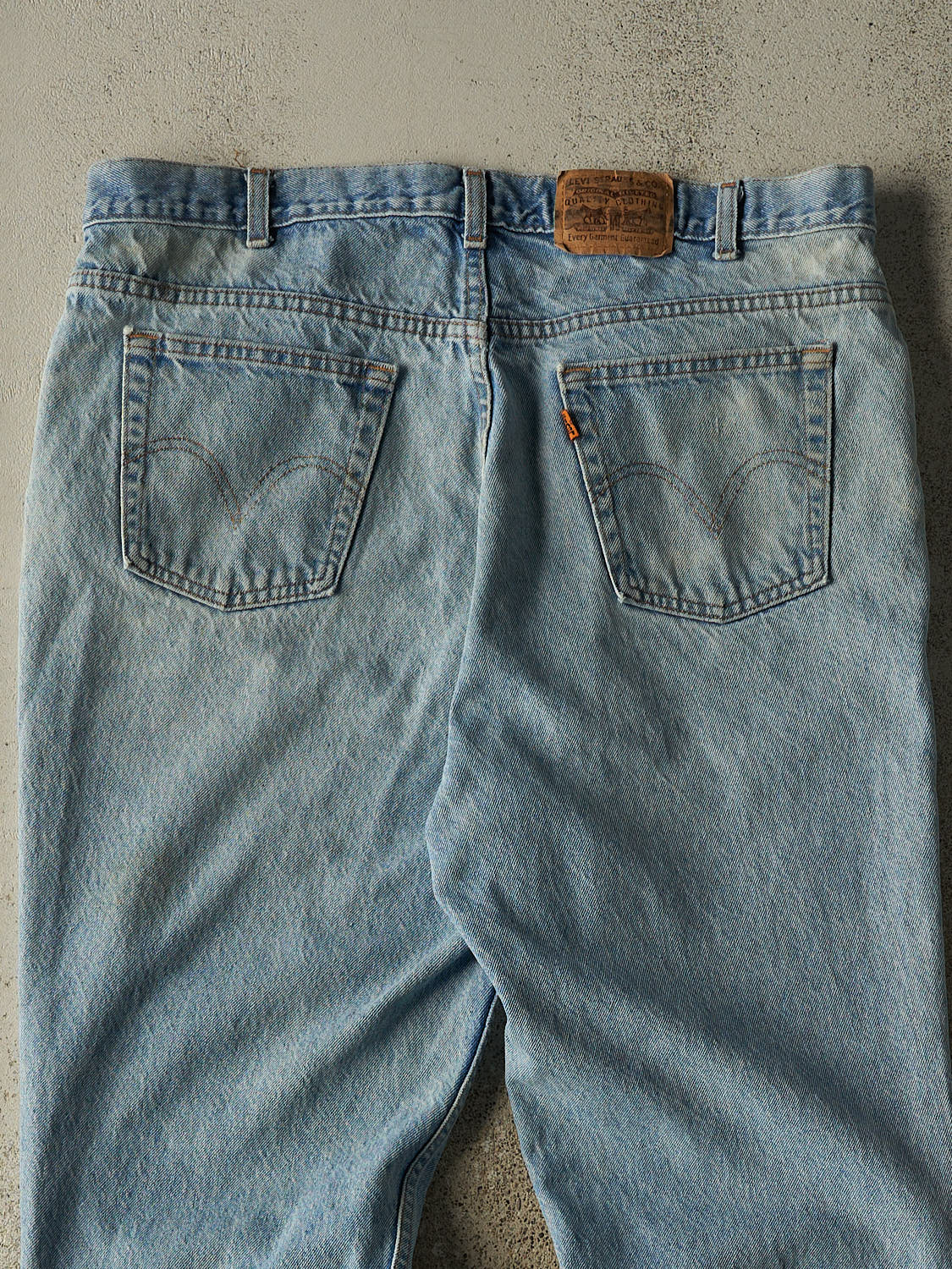 Vintage 80s Light Wash Levi's Orange Tab Jeans (38x28)