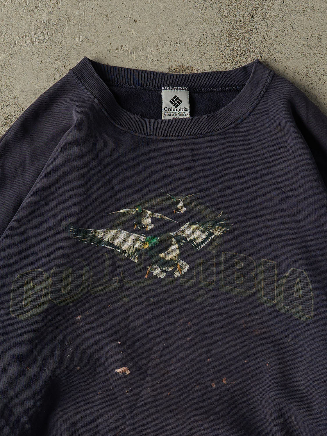 Vintage 90s Sun Faded Navy Columbia Sportswear Crewneck (XL/XXL)